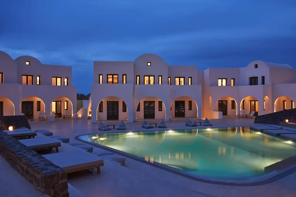 Piscine de nuit, Orama Hotel & Spa, Santorin, Grèce