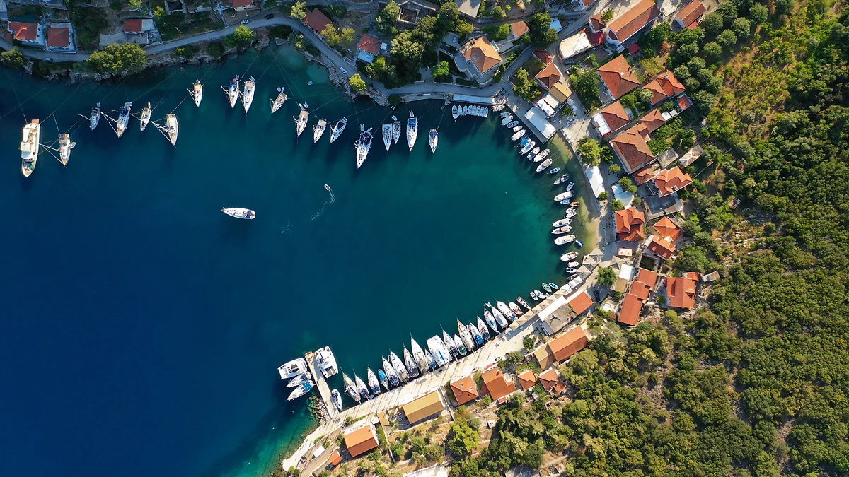 Village de Kioni, Ithaque, Îles Ioniennes, Grèce