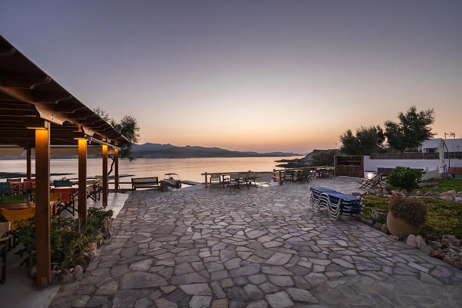 Terrasse vue mer, Apollon Rooms