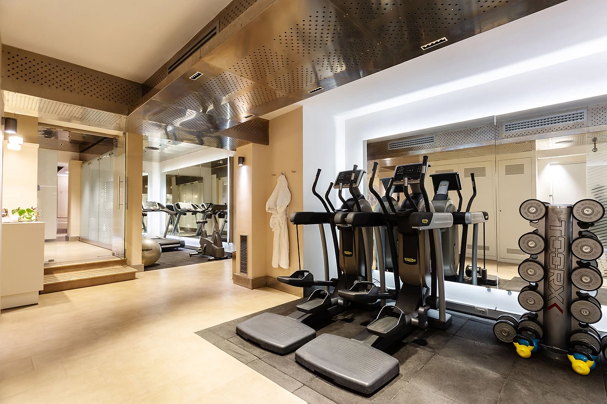 Salle de sport, Palazzo Caracciolo Napoli MGallery, Naples, Italie
