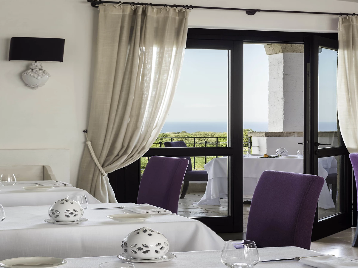 Restaurant, Borgobianco Resort & Spa, Pouilles, Italie