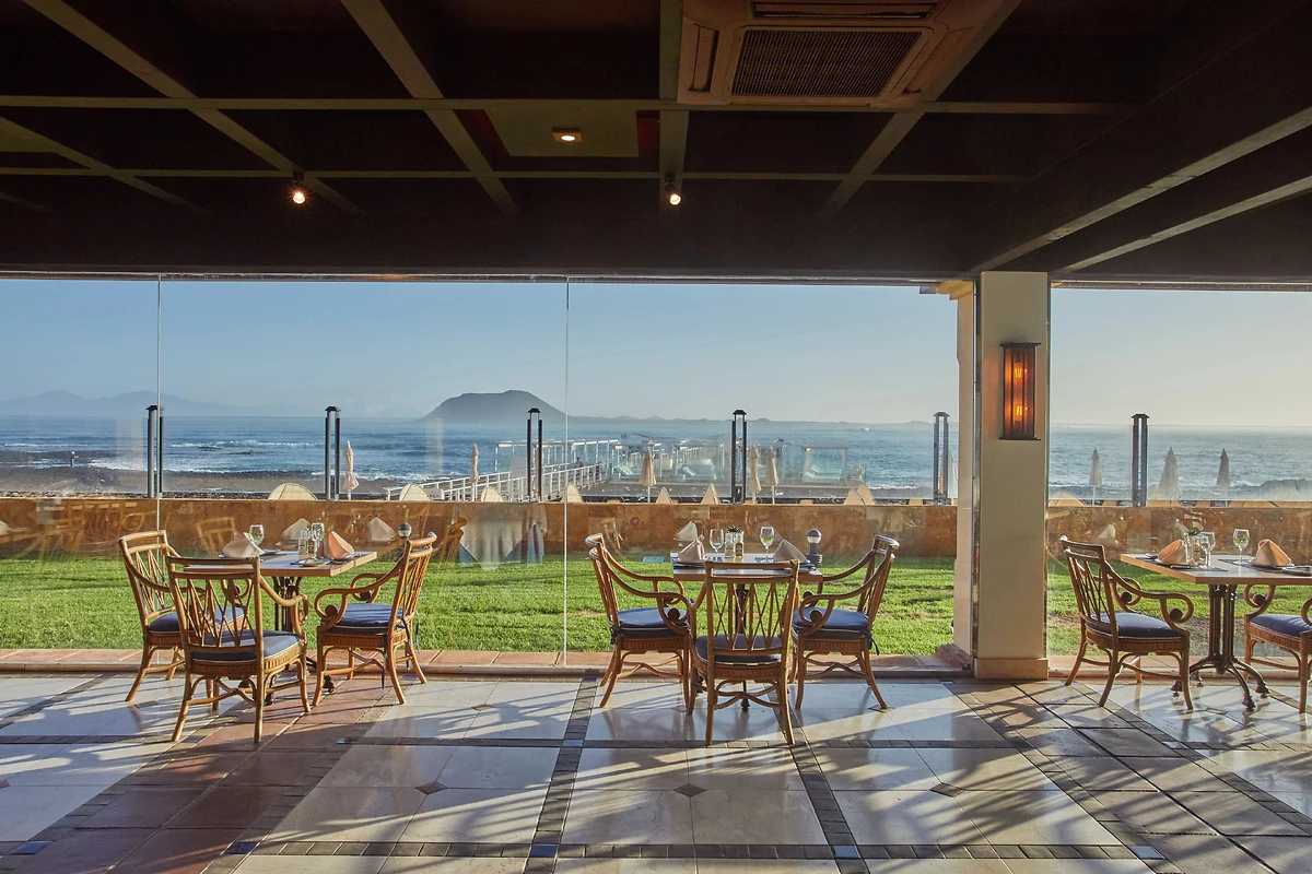 Un des restaurants de l'hôtel, Secrets Bahía Real Resort & Spa