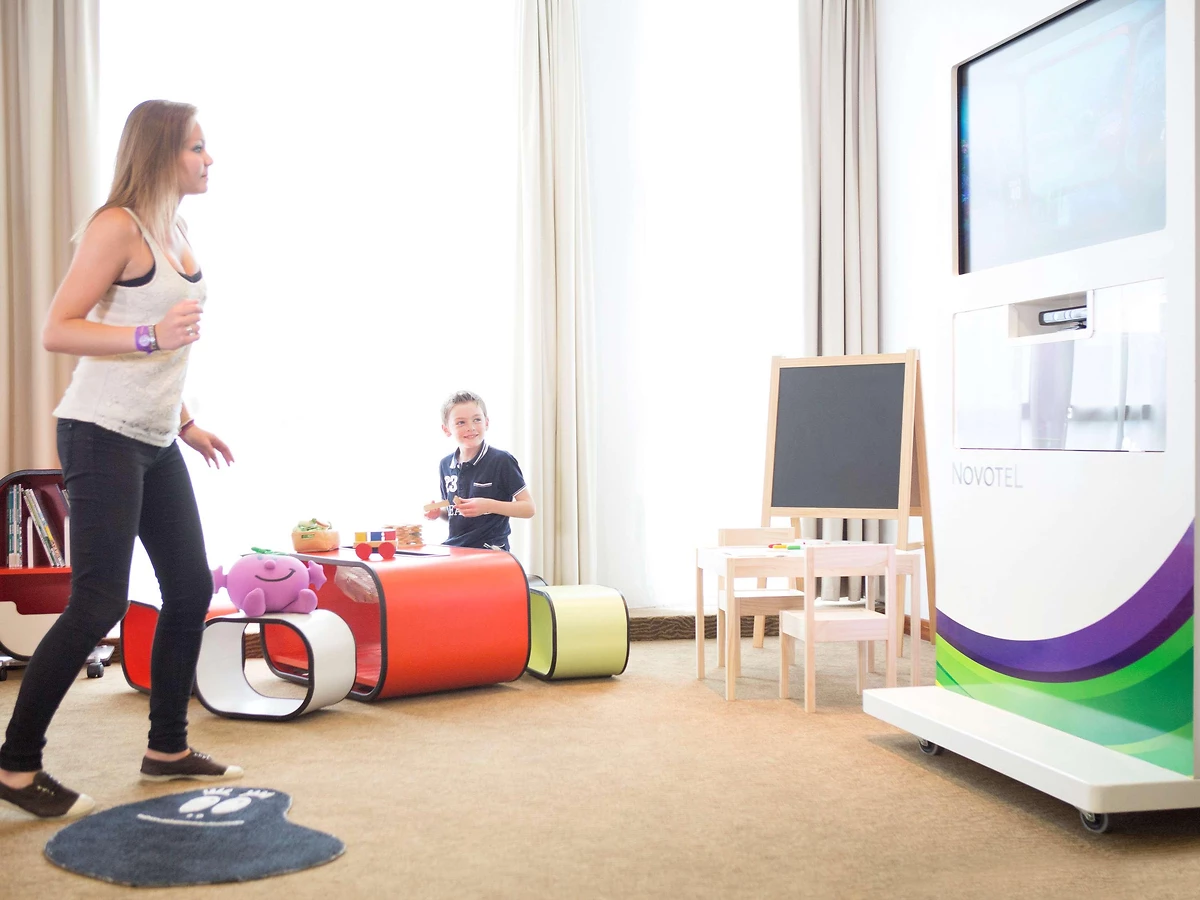 Salle de jeux, hôtel Novotel Athenes