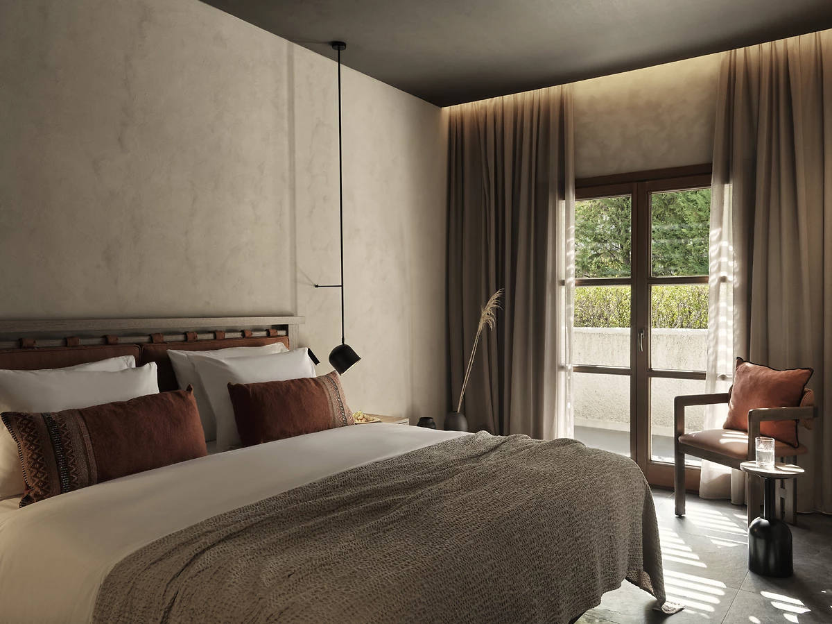 Tropical Cozy Retreat