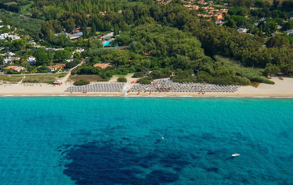 Plage, Calaserena Resort, Sardaigne, Italie