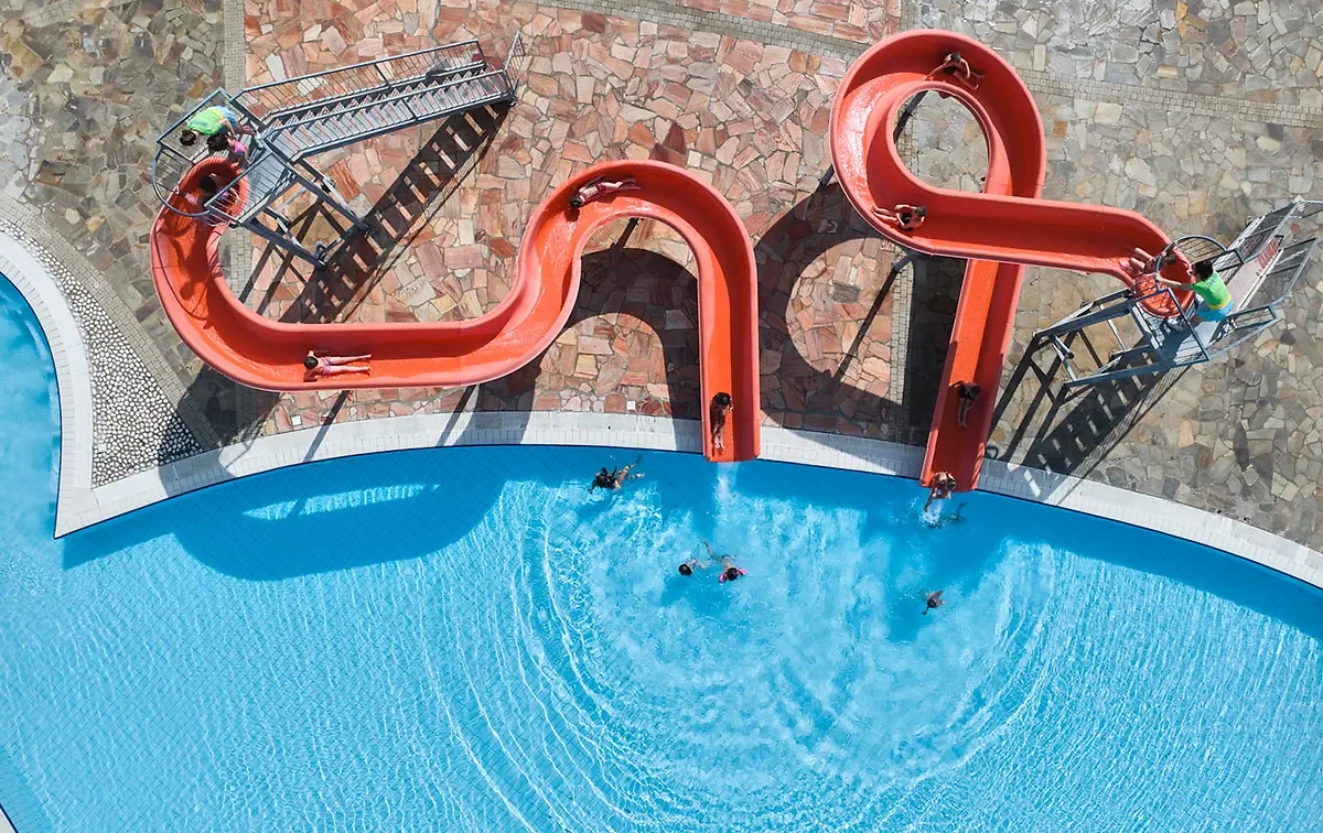 Piscine, Torreserena, Pouilles, Italie