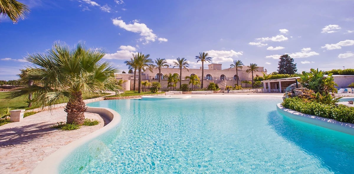 Piscine, Masseria Caselli, Pouilles, Italie