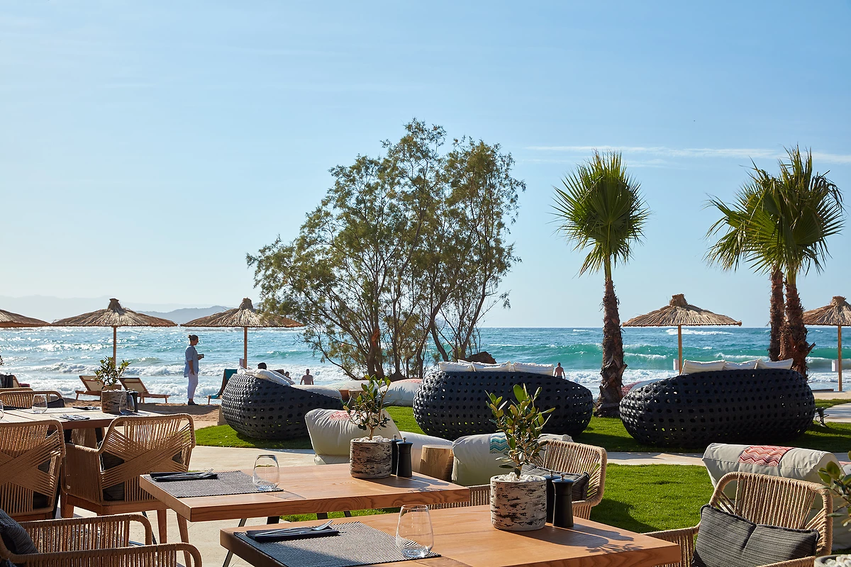 Terrasse du restaurant Topos, Domes Noruz Chania, Autograph Collection, Crète, Grèce
