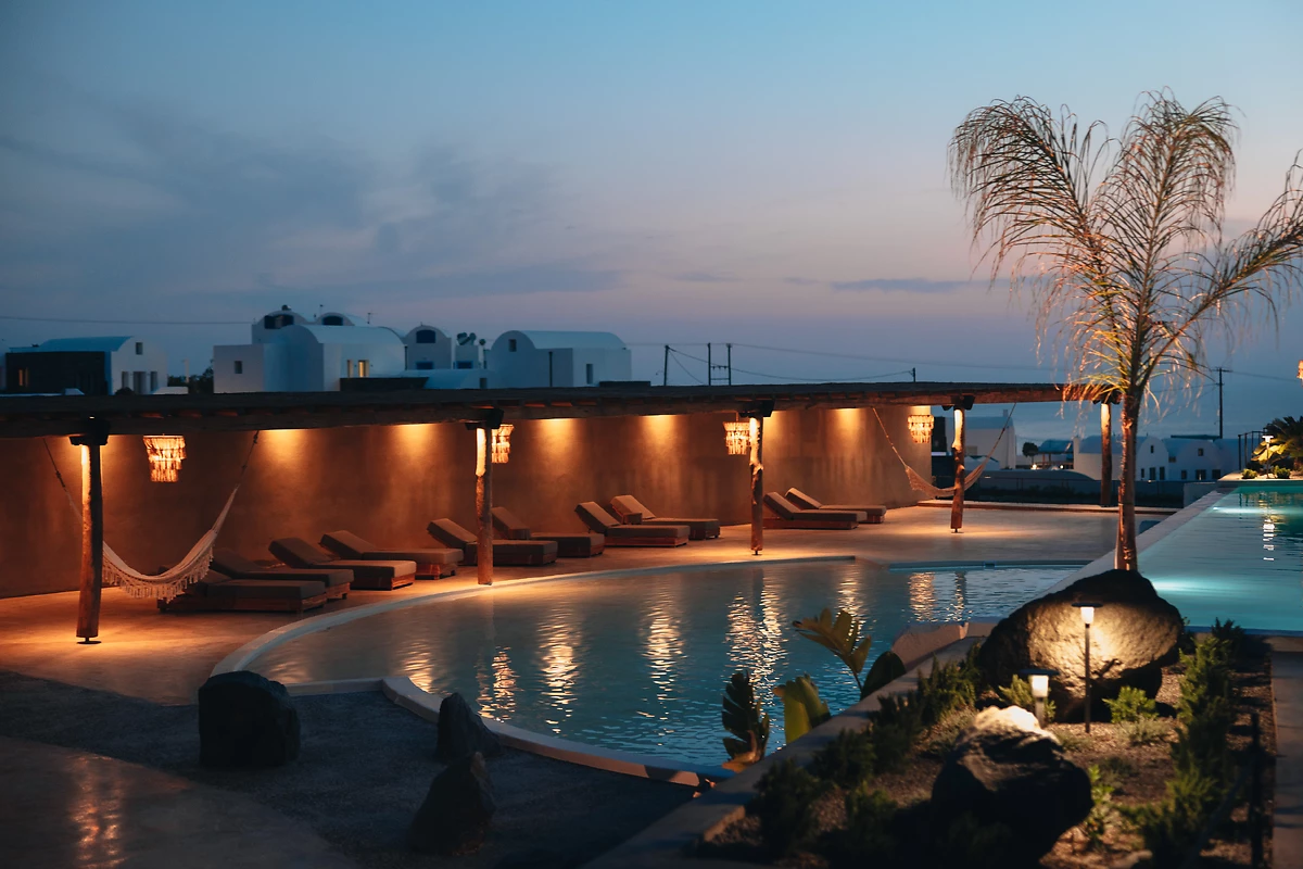 Piscine de nuit, Andronis Arcadia Hotel, Santorin, Grèce