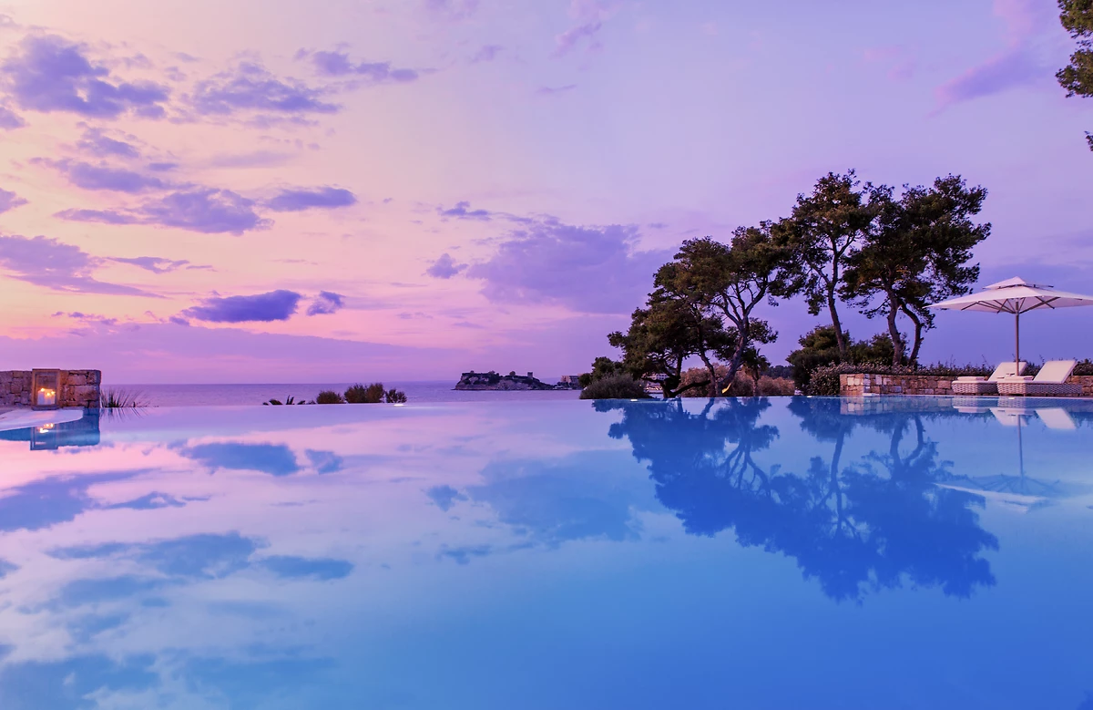 Piscine de l'hôtel, Sani Club