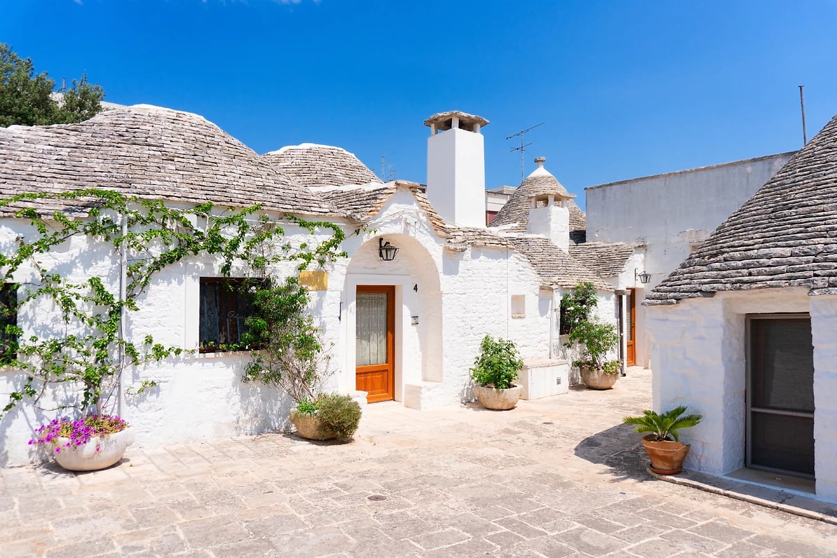 Maisons blanches de trulli, Village d'Aberobello, Pouilles