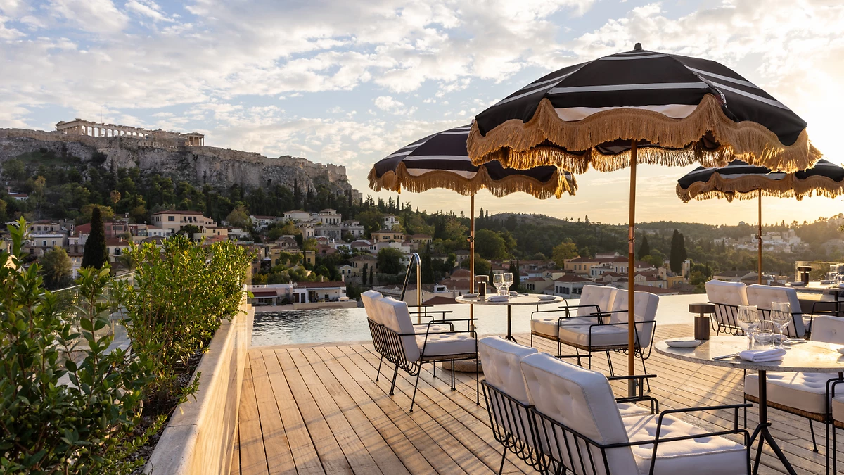 Un des restaurants de l'hôtel, THE DOLLI