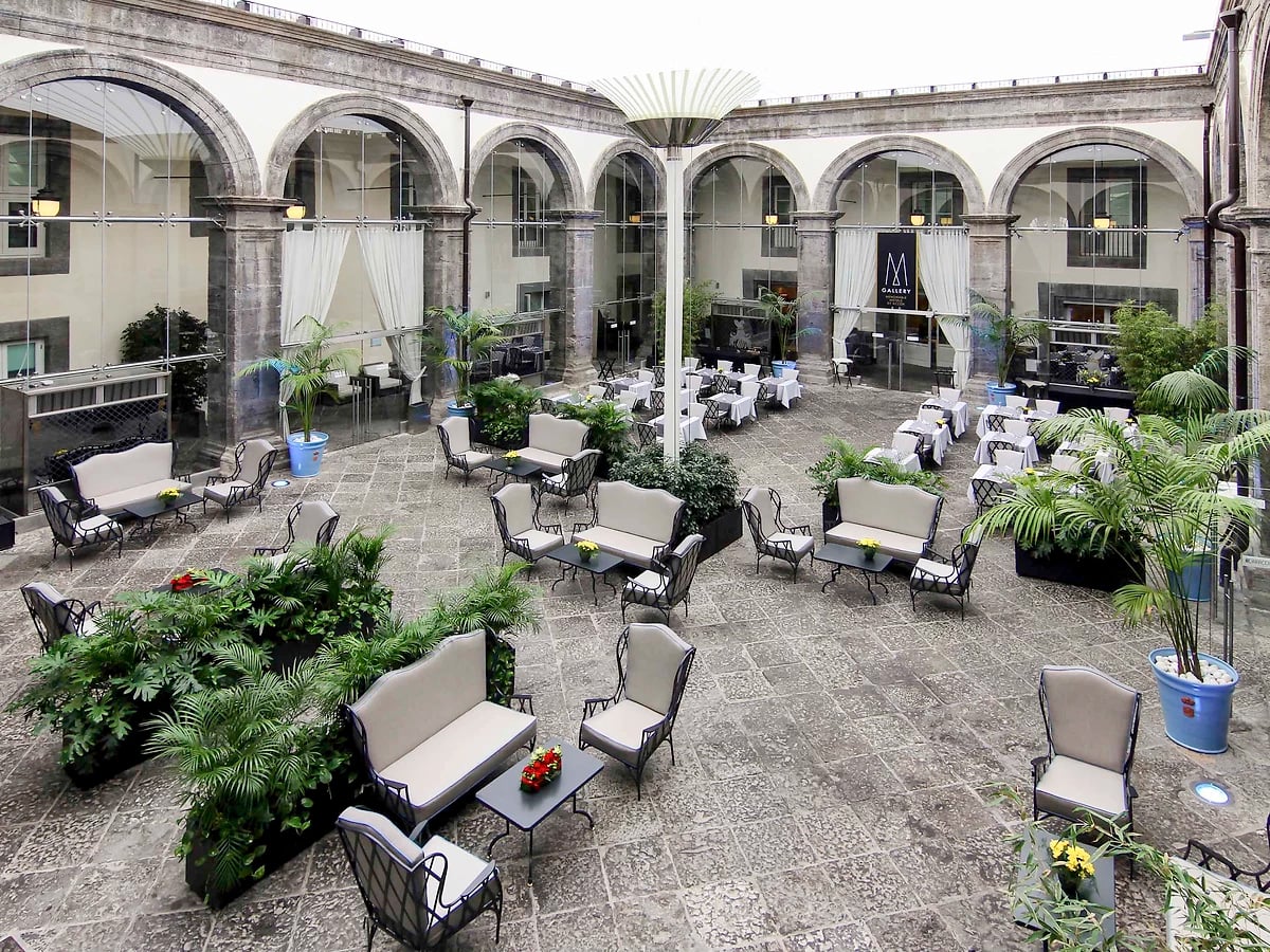 The Cloister, Palazzo Caracciolo Napoli MGallery, Naples, Italie