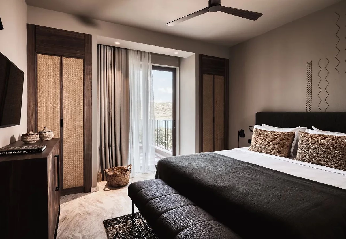 Suite famille vue jardin et bain à remous