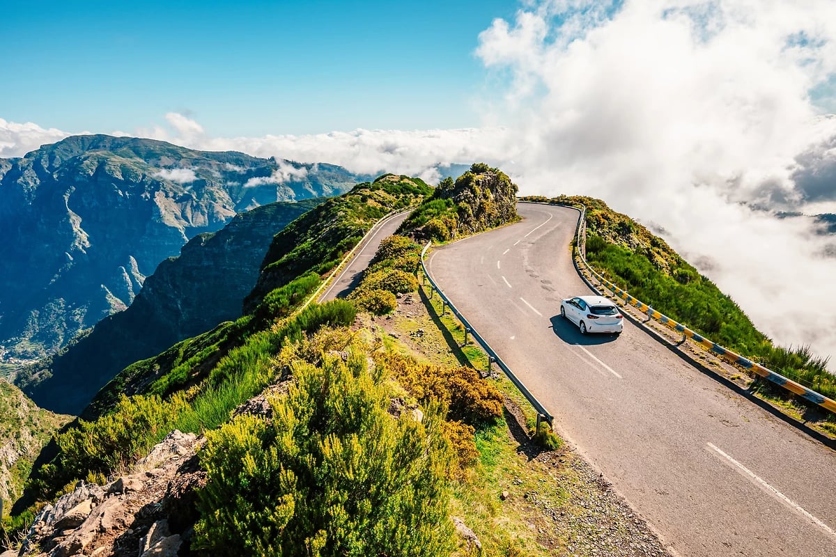 Route de Lombo do Mouro près de Sao Vicente, île de Madère, Portugal