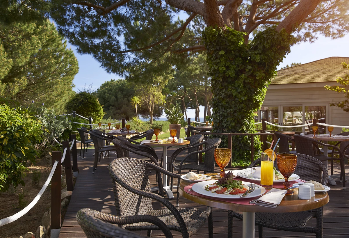 Repas servis dans l'un des restaurants de l'hôtel, PortoBay Falésia, Portugal