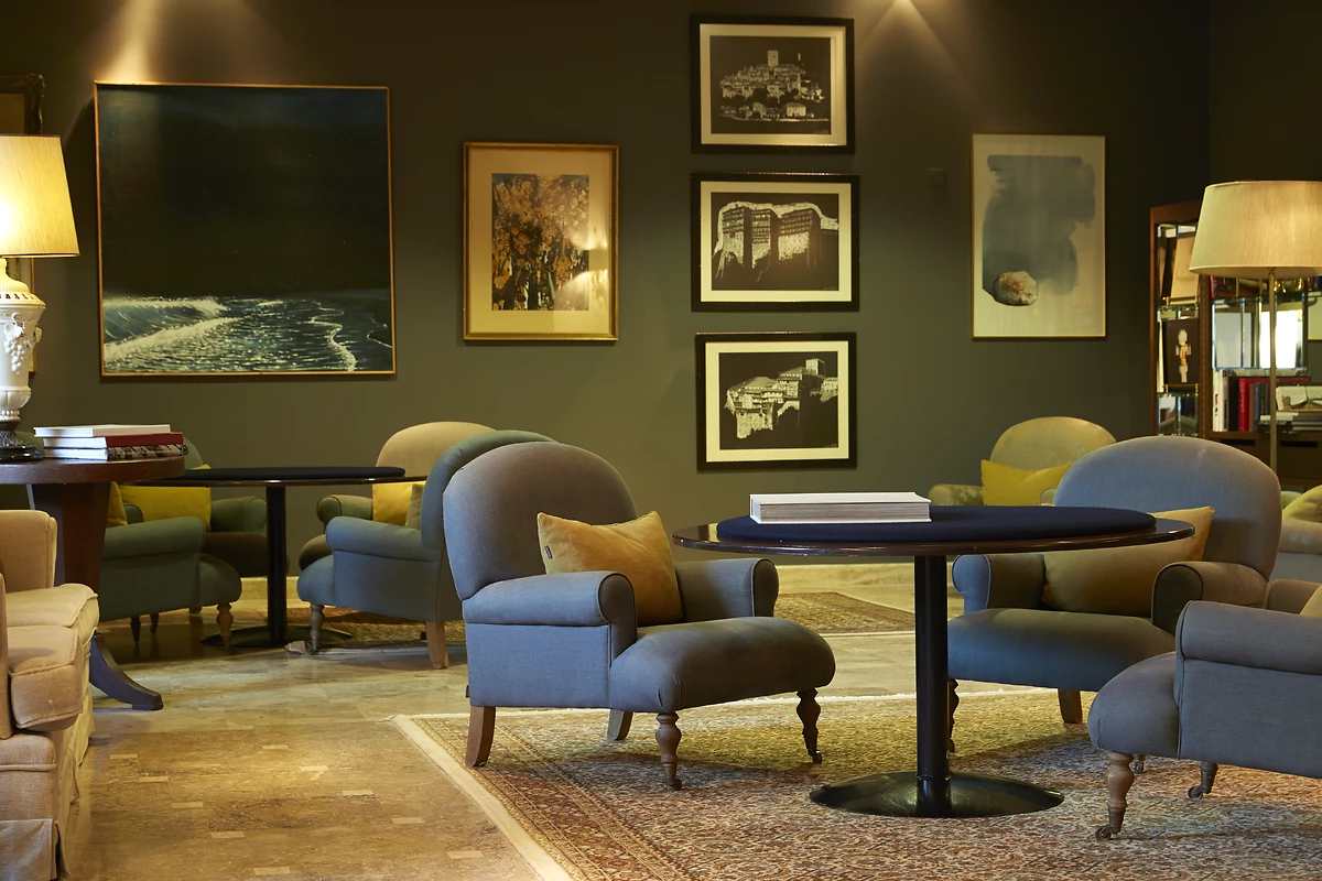 Lobby de l'hôtel, Eagles Palace