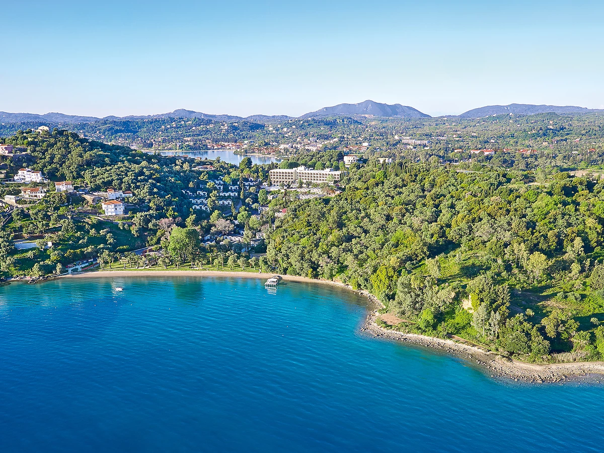 Vue aérienne du domaine, Grecotel LUXME Daphnila Bay Dassia, Grèce