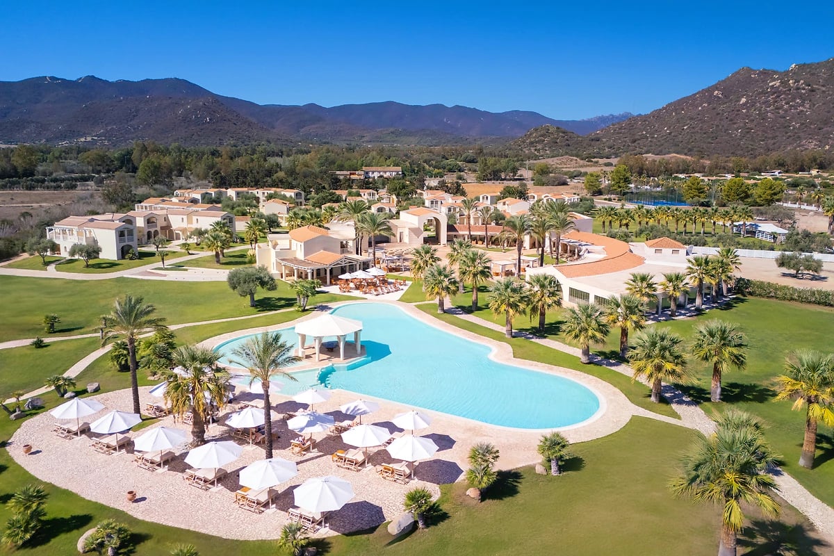 Piscine, Spiagge San Pietro Resort, Sardaigne, Italie