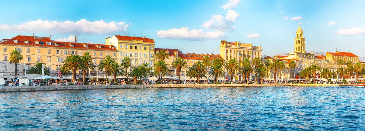 Vue sur Split et son front de mer, Croatie