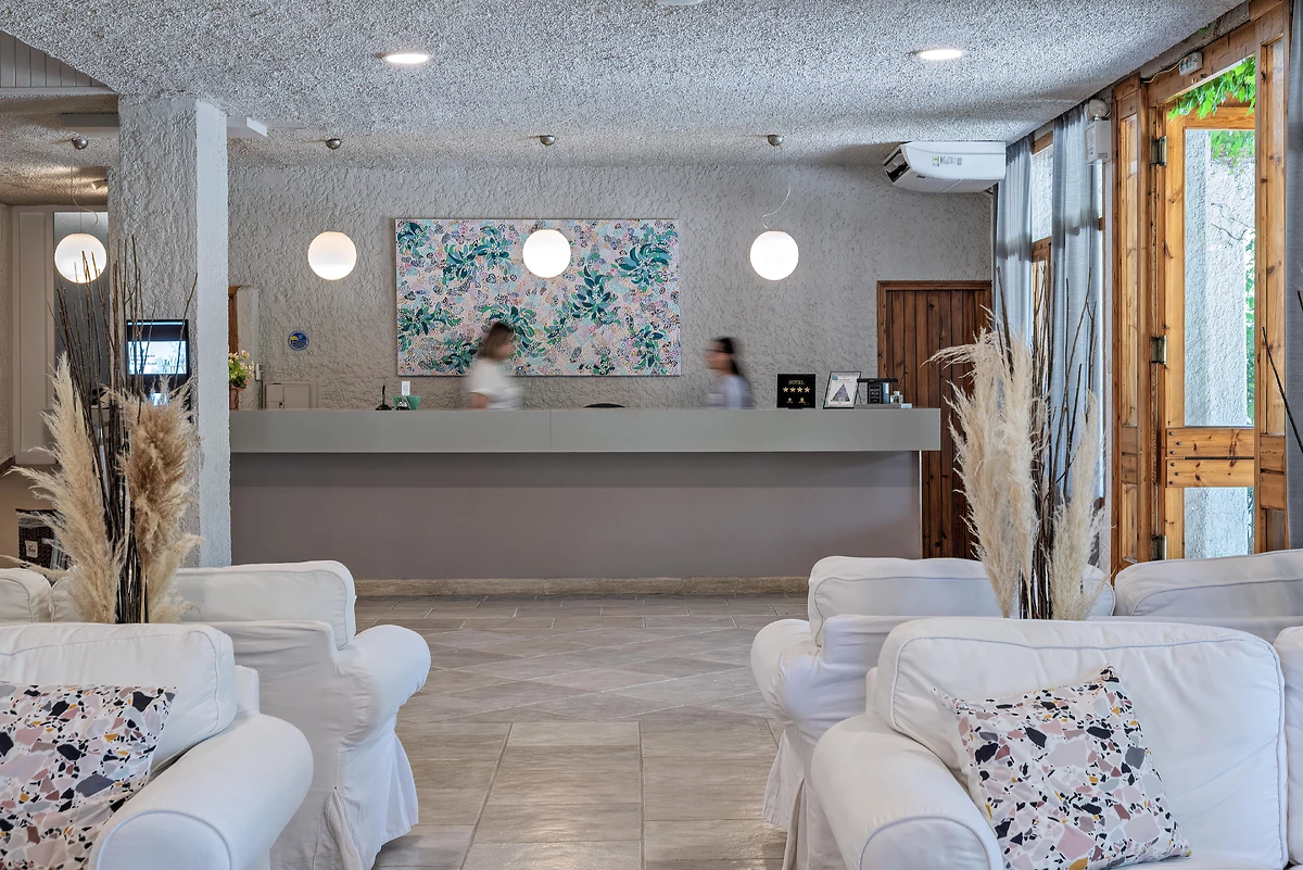 Réception, The Grove Seaside Hotel