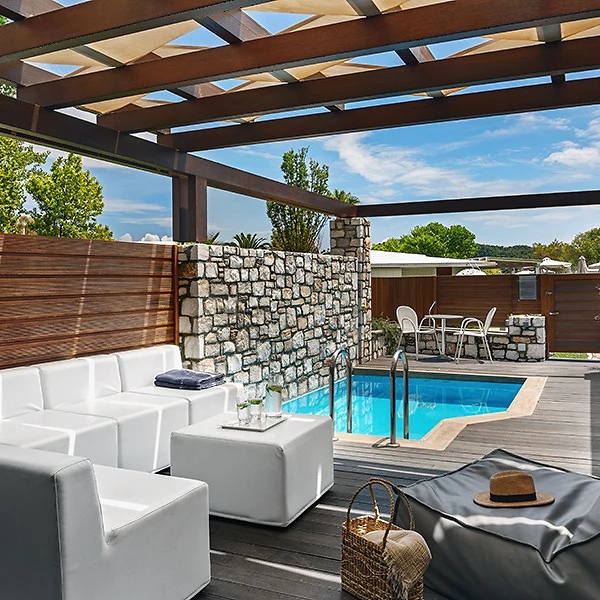 Suite 2 chambres piscine privée