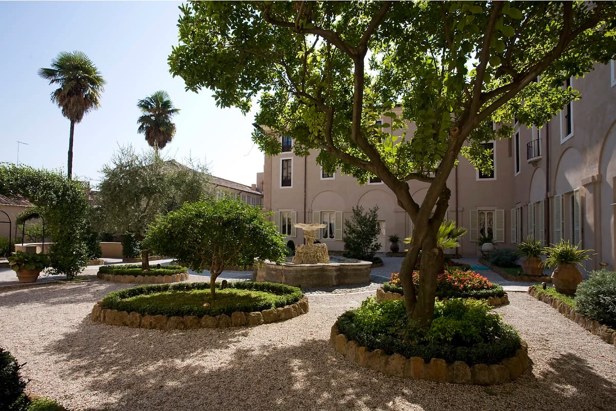 Jardins, hôtel Voi Donna Camilla Savelli, Rome, Italie