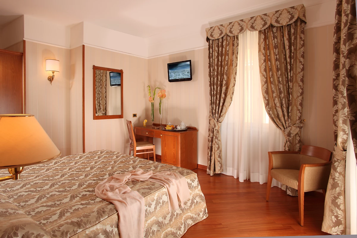 Chambre deluxe, hôtel Albergo Ottocento, Rome