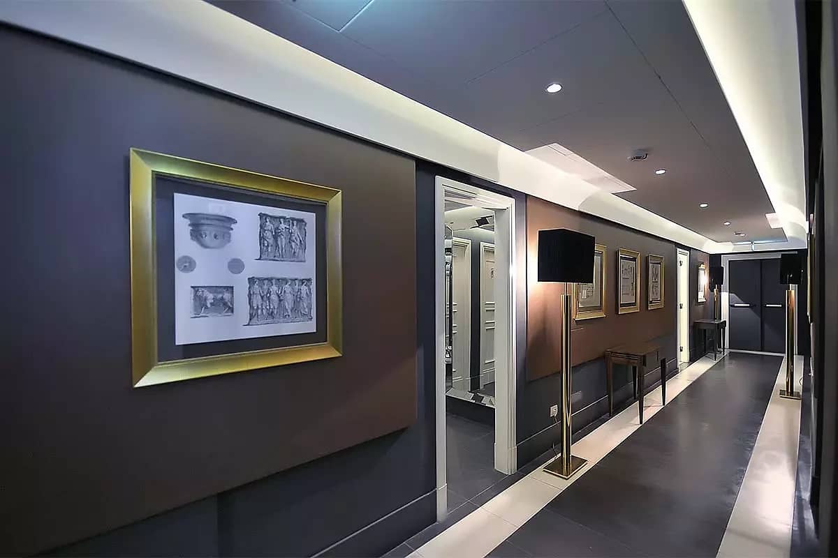 Parties communes, Grand Hotel Oriente