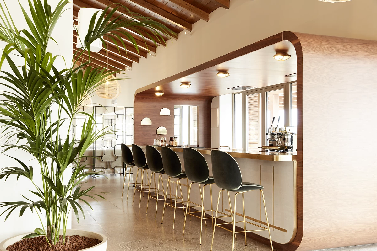 Cabin Bar, Eagles Villas