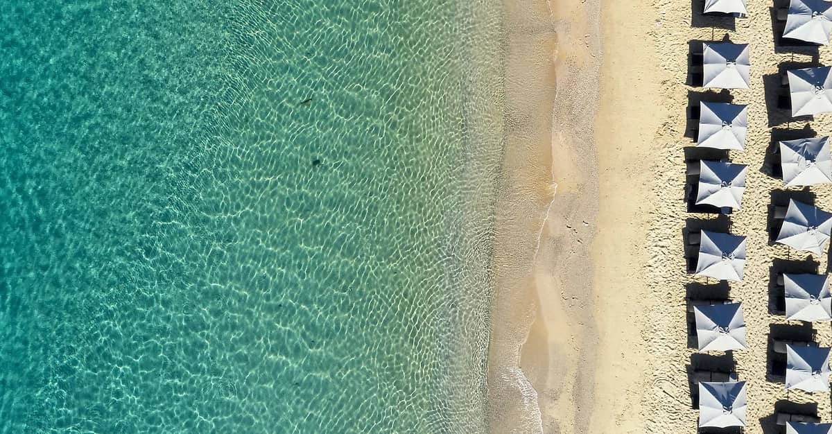 Vue aérienne de la plage, Myconian Imperial, Cyclades, Grèce