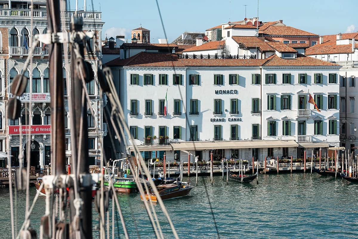Hotel Monaco & Grand Canal