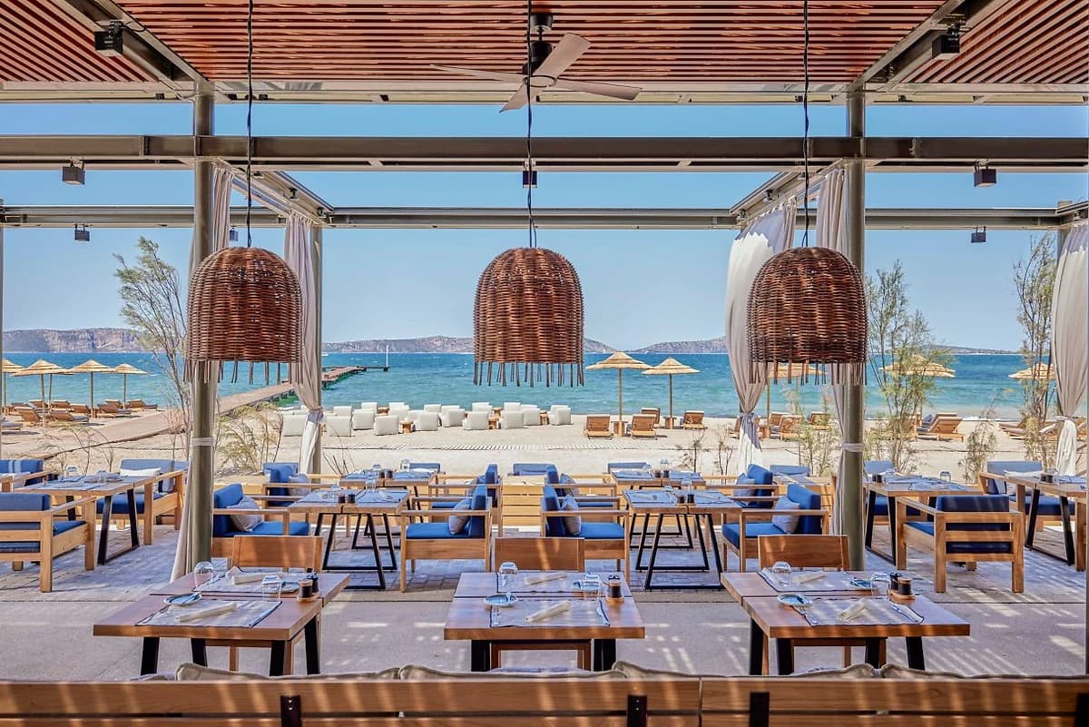 Restaurant Parelia Beach Club, hôtel W Costa Navarino