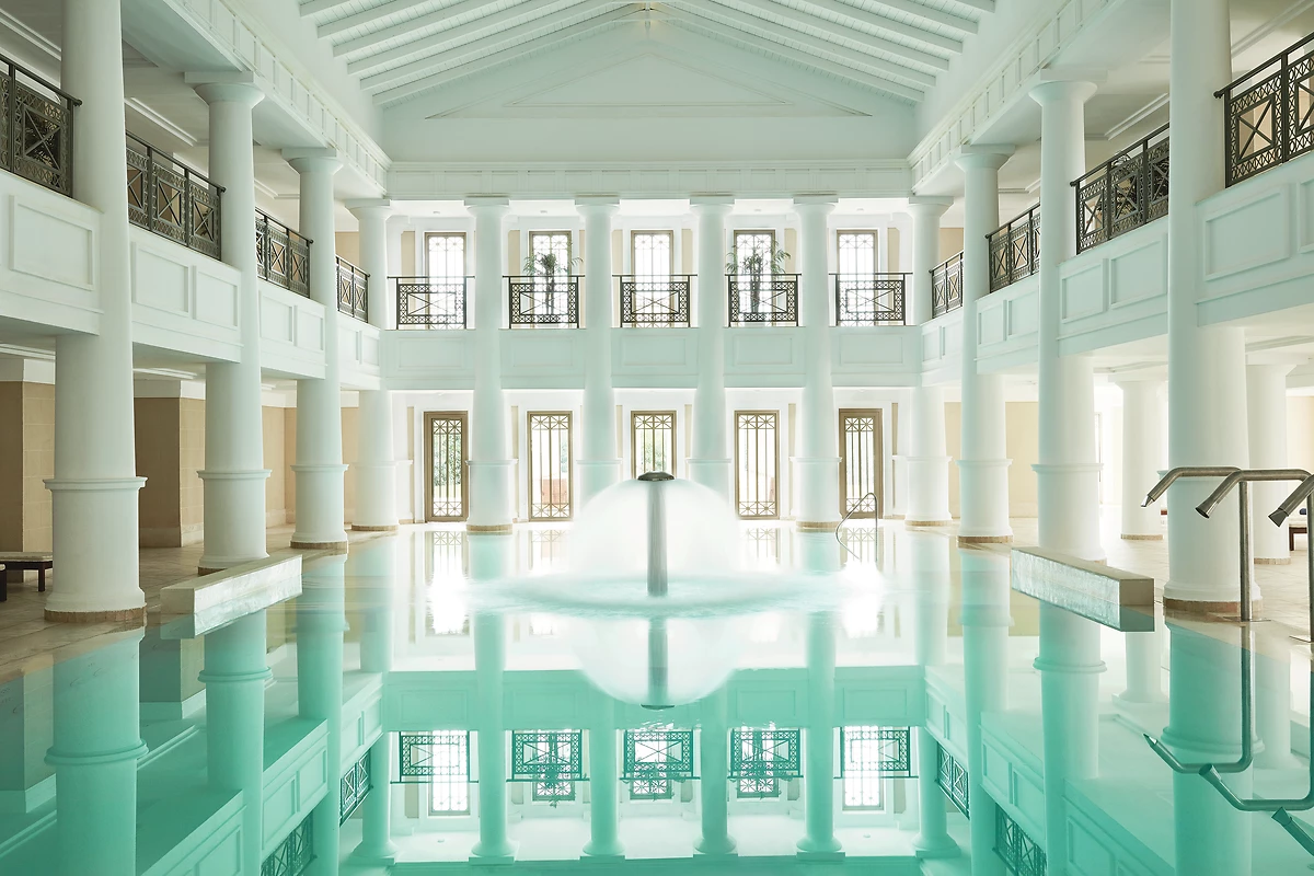 Piscine intérieure, spa de l'hôtel, Grecotel LUXME Oasis & Aqua Park