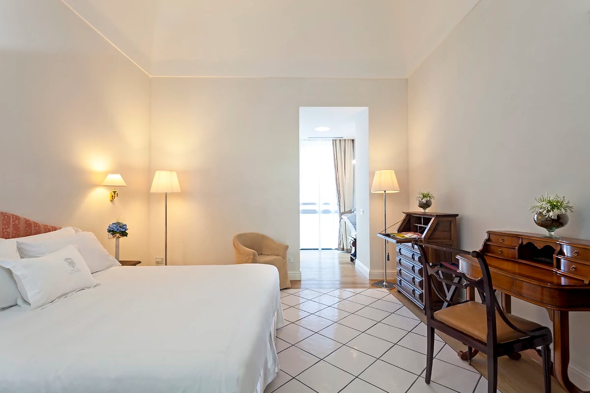 Chambre classique, Grand Hotel Cocumella, Sorrente, Campanie, Italie