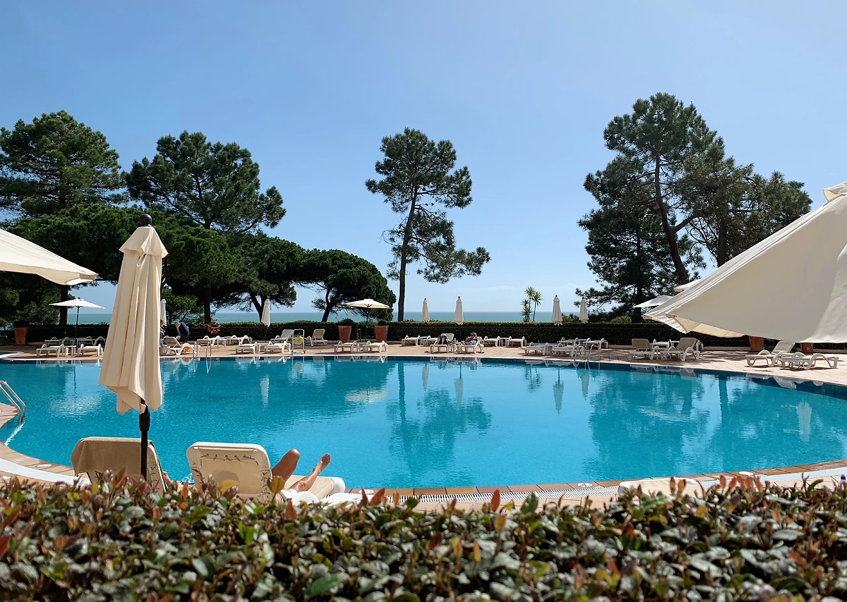 Piscine de l'hôtel, PortoBay Falésia, Portugal