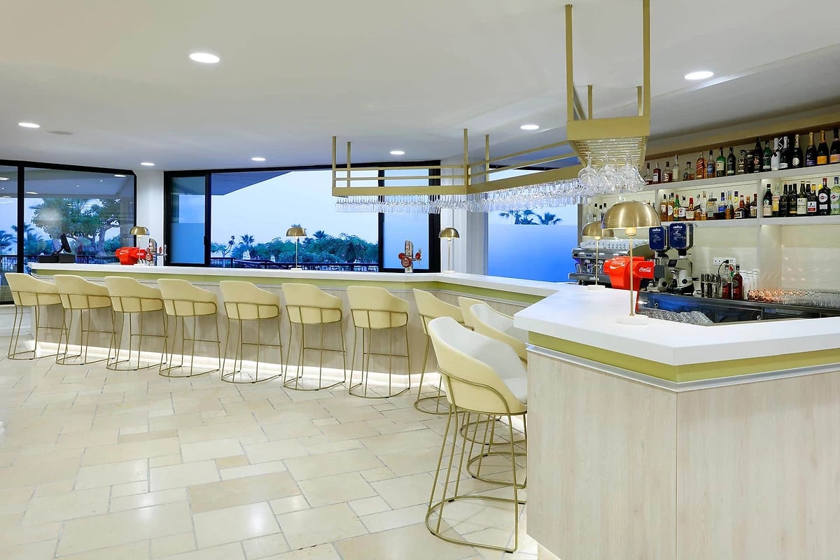 Lobby Bar, Grand Palladium Sicilia Resort & Spa, Sicile, Italie