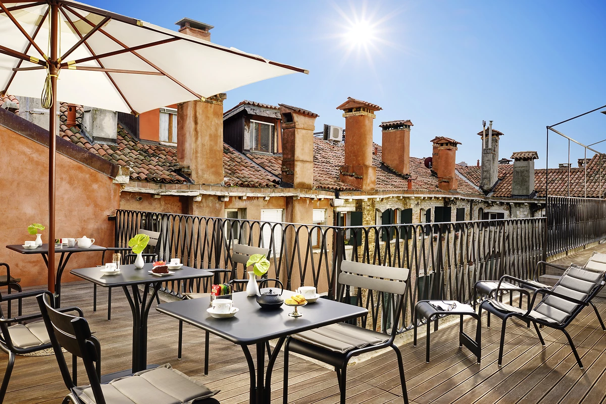 Terrasse rooftop, Hotel L'Orologio Venezia, Venise, Italie