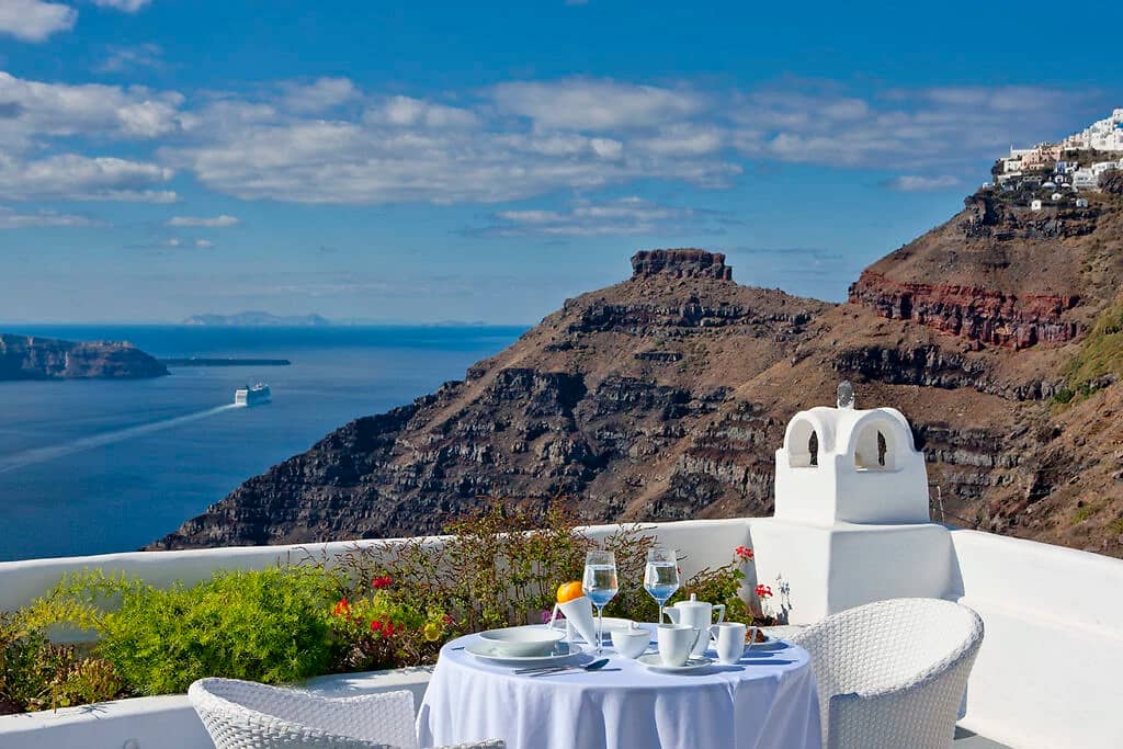 Petit déjeuner, Cliff Side Suites, Santorin, Grèce