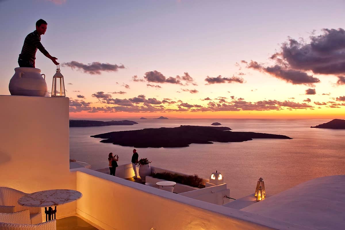 Vue de nuit depuis l'hôtel, Cliff Side Suites, Santorin, Grèce