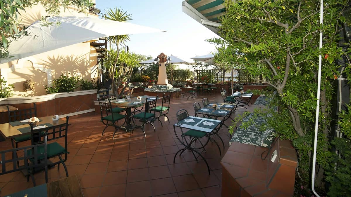 Jardin sur le toit, Diana Roof Garden, Rome, Italie