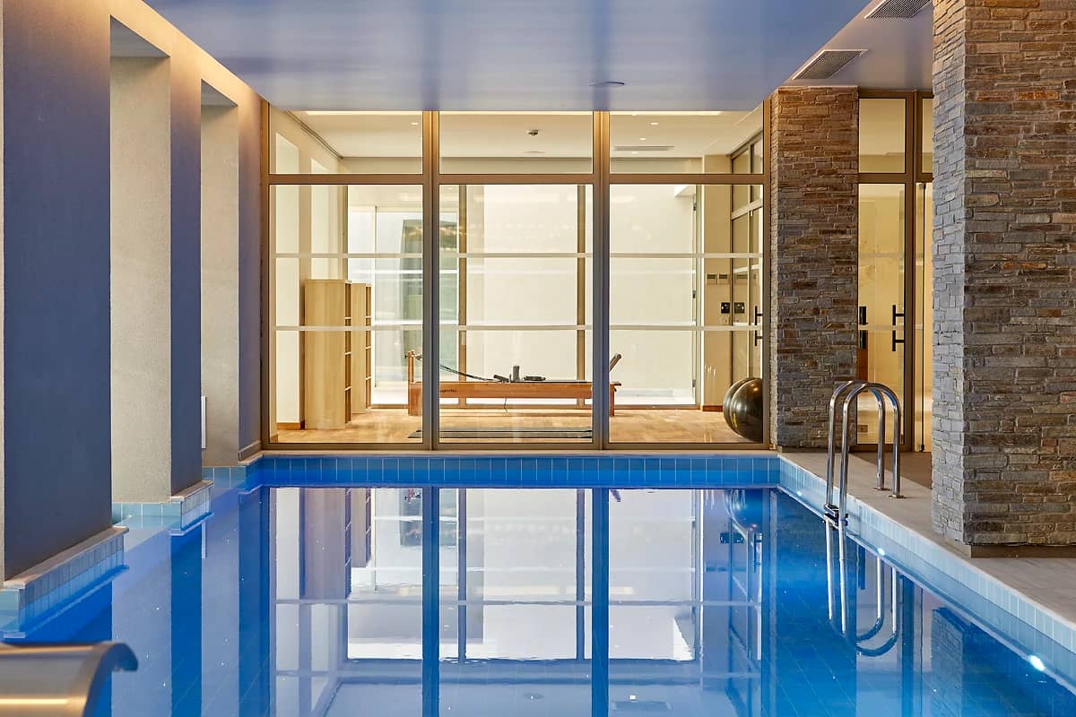 Piscine intérieure, spa de l'hôtel, Eagles Villas