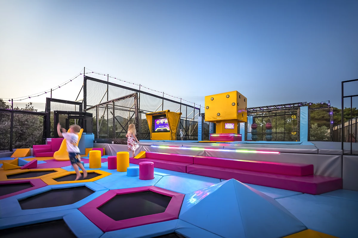 Aire de jeux, club pour enfants, Valamar Tirena Hotel