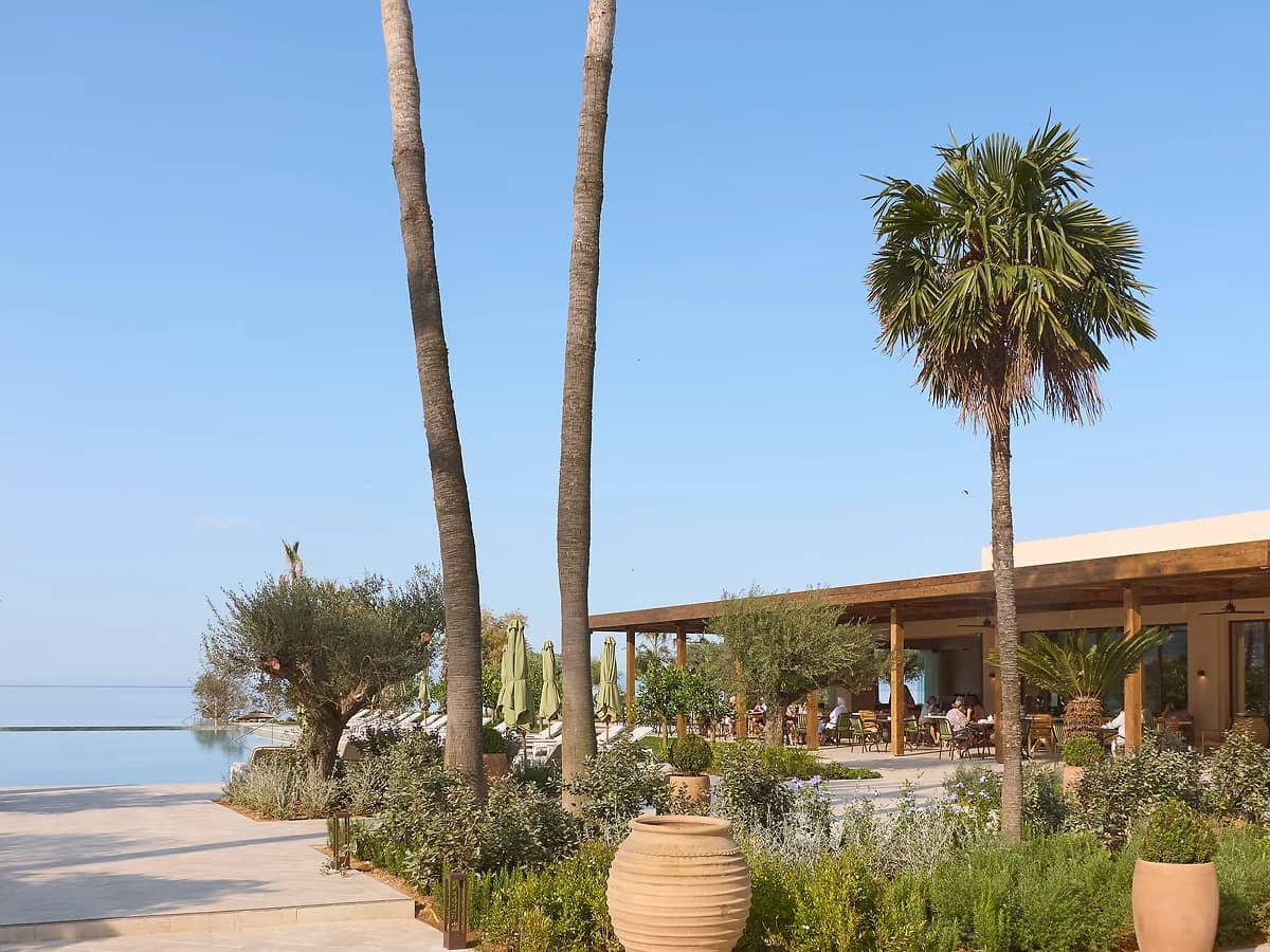 Restaurant de la piscine, Grecotel Filoxenia Kalamata, Péloponnèse, Grèce