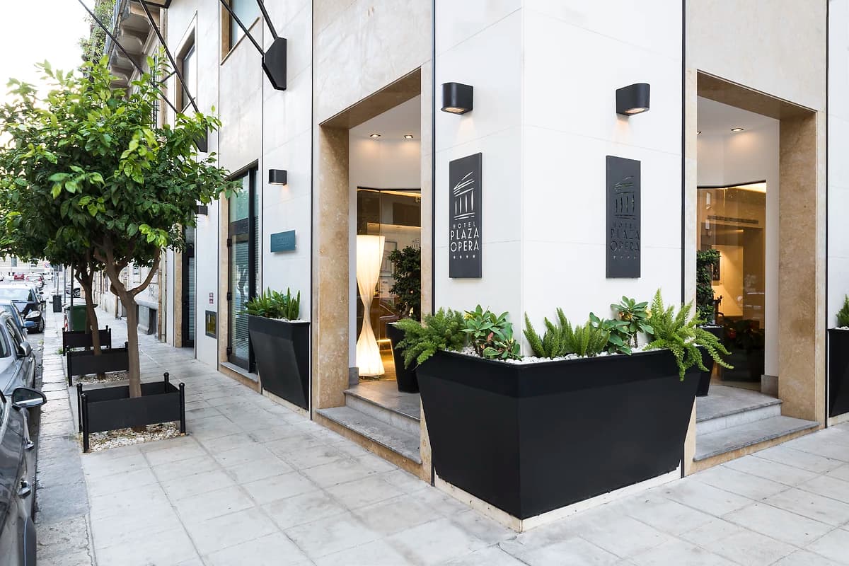 Façade, Plaza Opera, Sicile, Italie