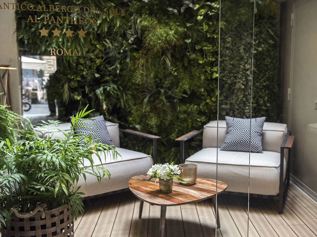 Hall, Antico Albergo del Sole al Pantheon, Rome, Italie