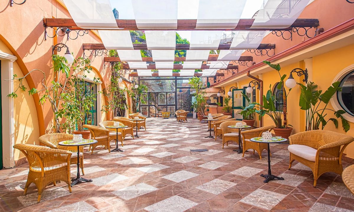 Lounge, Baia Taormina CDSHotels, Sicile