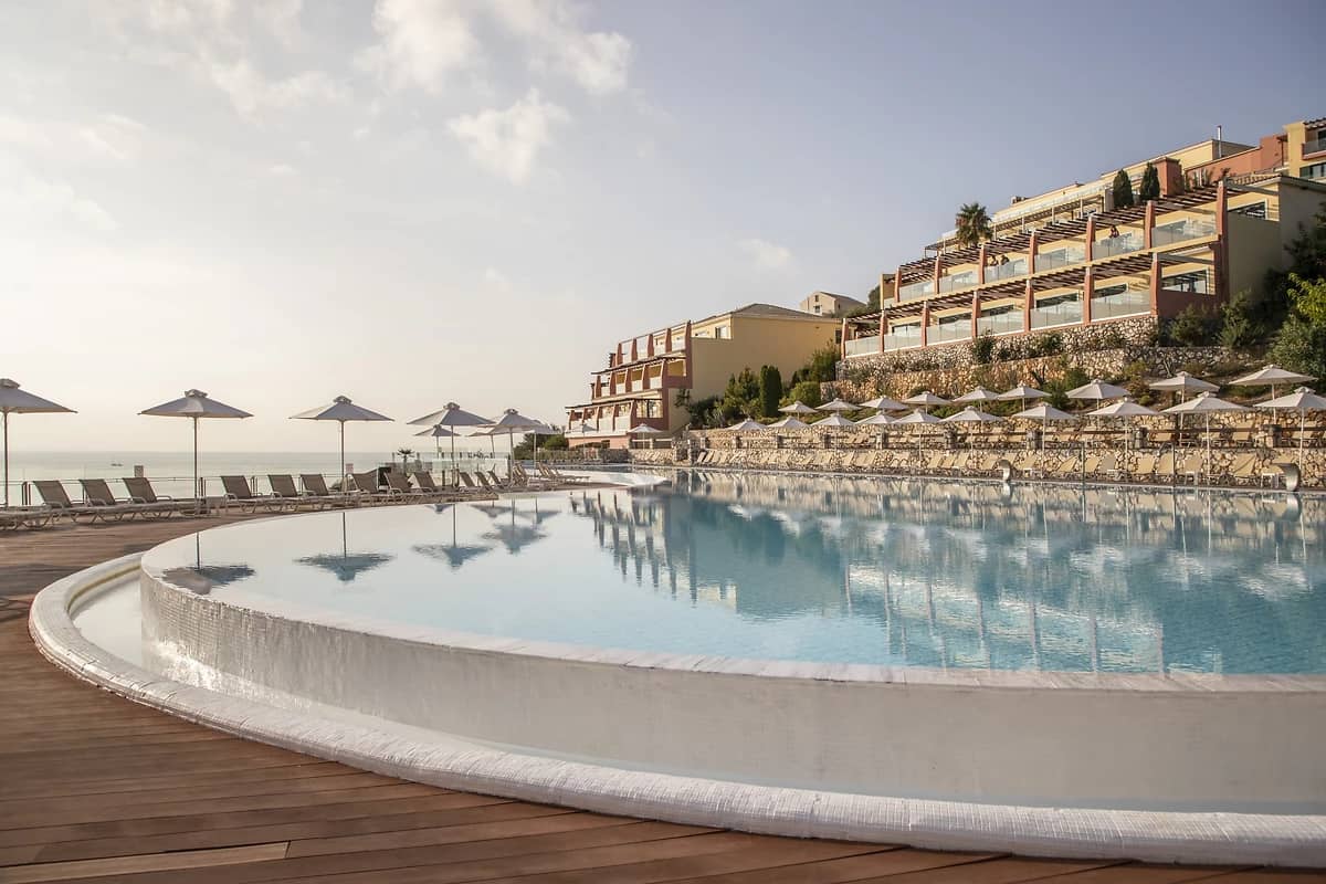 Piscine, LOUIS Apostolata Island Resort & Spa, Grèce