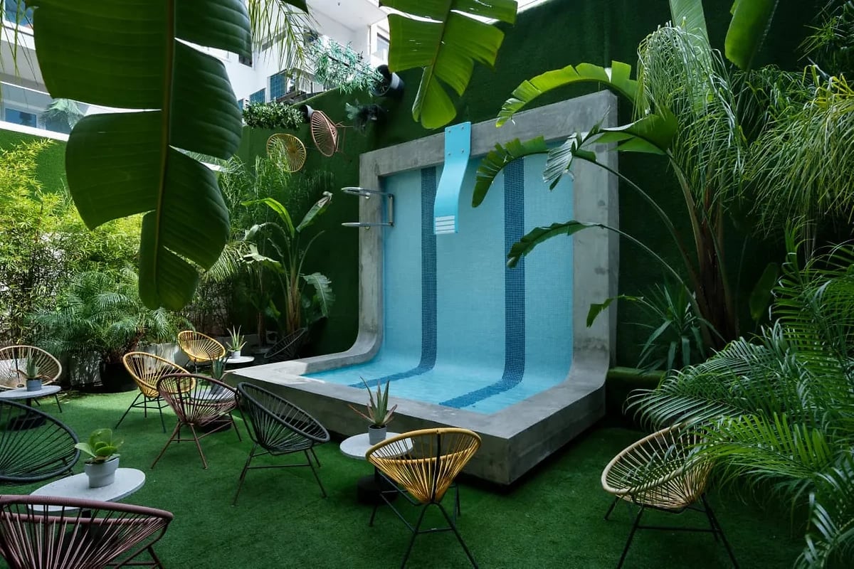 Piscine, chic&basic Gravity, Porto, Portugal