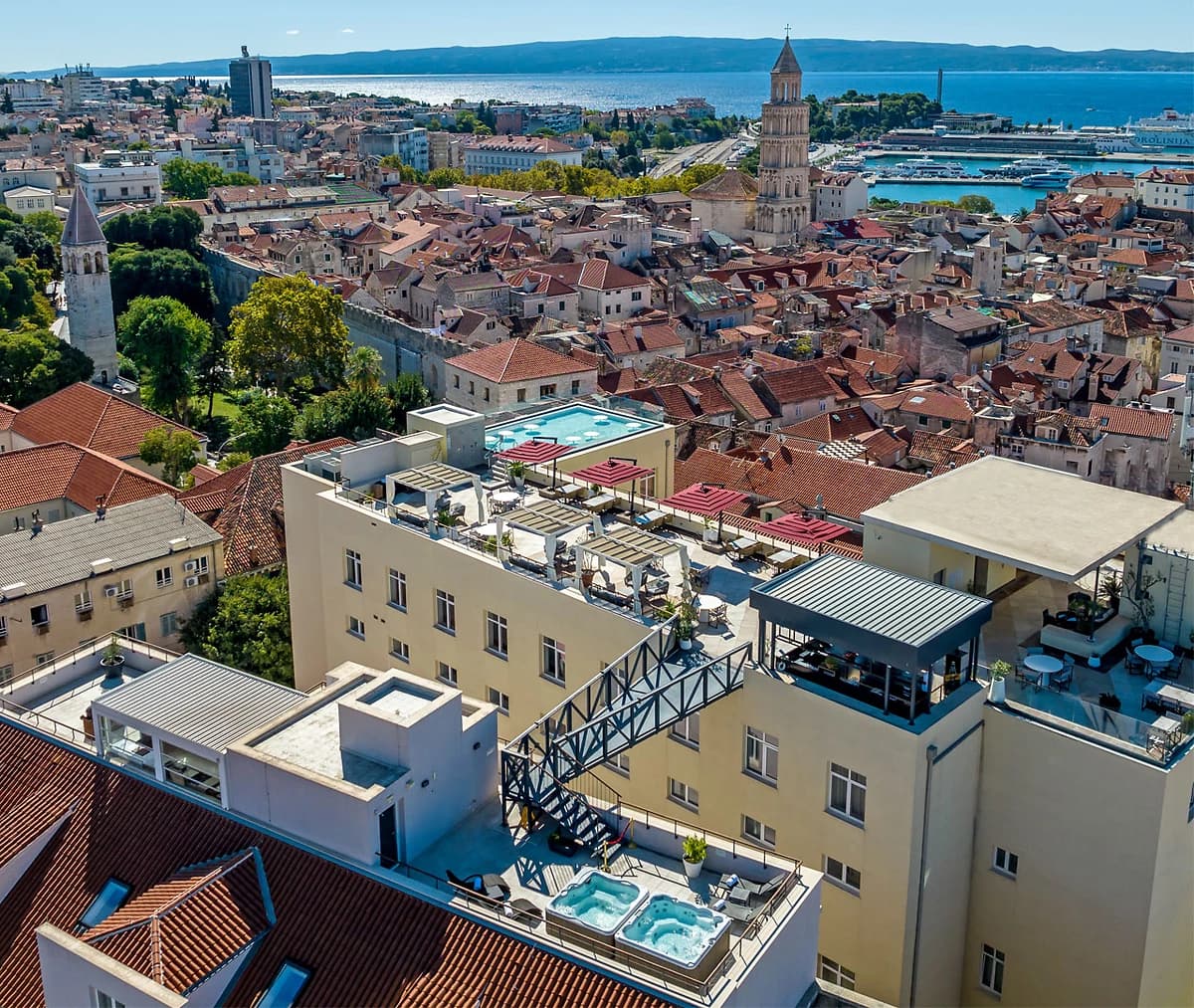 Vue aérienne de l'hôtel, Cornaro Hotel